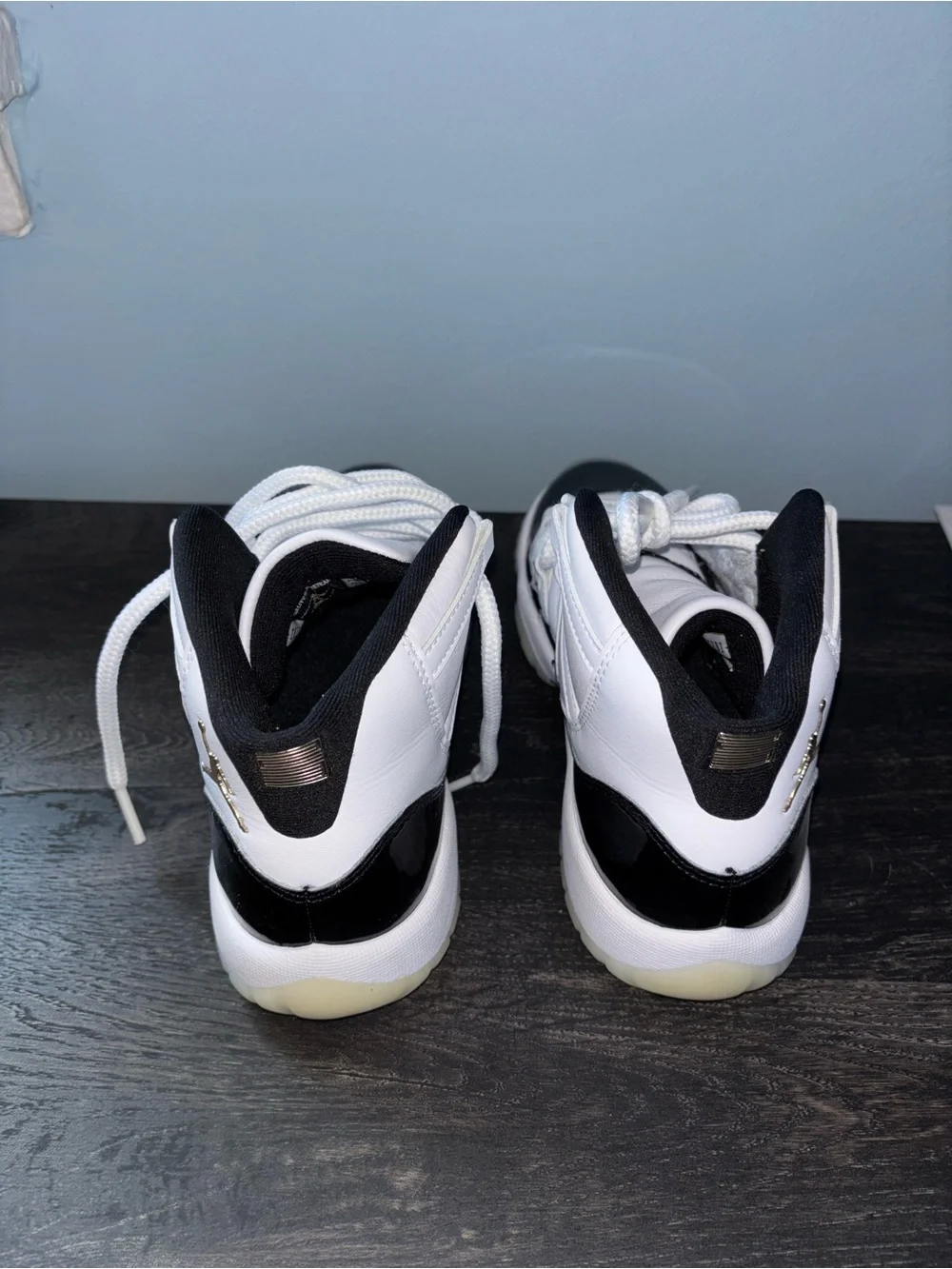 Air Jordan 11 retro  GS 5Y  Worn only twice , comes with original box